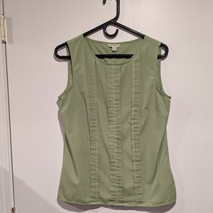Banana Republic silkvtop